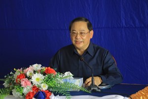 ທ່ານ ສອນໄຊ ສີພັນດອນ ຢ້ຽມຢາມ ຈຸດສຸມຜາສັງ ເມືອງເຟືອງ 