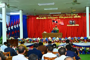 ທ່ານນາຍົກລັດຖະມົນຕີ ພົບປະໂອ້ລົມຕໍ່ການນຳຫຼັກແຫຼ່ງແຂວງວຽງຈັນ