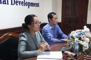 ແນະນໍານັກປະພັນນັກກະວີ ເຂົ້າຮ່ວມຂຽນປະພັນໂຮມເຫຼັ້ມສະຫຼອງວັນສ້າງຕັ້ງແນວລາວສ້າງຊາດ ຄົບຮອບ 75 ປີ