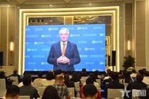 ປະ​ກາດ​ບົດ​ລາຍ​ງານ ເສດ​ຖະ​ກິດ ຫວຽດ​ນາມ 2025