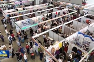 ການ​ຄ້າ​ເອ​ເລັກ​ໂຕ​ຣ​ນິກ​ຂອງ​ຈີນ ​ໃນ 5 ເດືອນ​ຕົ້ນ​ປີ​ນີ້​ ​ເພີ່ມ​ຂຶ້ນ​ຢ່າງ​ໝັ້ນ​ທ່ຽງ