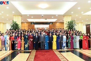 ເລ​ຂາ​ທິ​ການ​ໃຫຍ່ ຫວຽດນາມ ພົບ​ປະ​ ​ສະ​ມາ​ຊິກ​ສະ​ພາ​ແຫ່ງ​ຊາດ​ໜຸ່ມ