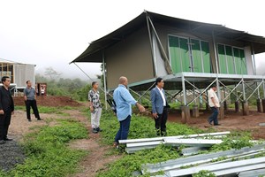 ເຈົ້າແຂວງເຊກອງ ລົງເຄື່ອນໄຫວເຮັດວຽກຢູ່ເມືອງດາກຈຶງ