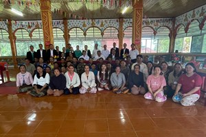 ຄະນະນຳທະນາຄານນະໂຍບາຍ ເຄື່ອນໄຫວຢູ່ປາກຊ່ອງ