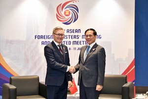 ລັດຖະມົນຕີກະຊວງການຕ່າງປະເທດ ລາວ ແລະ ຫວຽດນາມ  ປຶກສາຫາລືເພື່ອເສີມຂະຫຍາຍການພົວພັນຮ່ວມມື ລະຫວ່າງສອງປະເທດ