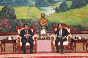 ເລຂາທິການໃຫຍ່ ຕ້ອນຮັບການເຂົ້າຢ້ຽມຂໍ່ານັບຂອງຄະນະຜູ້ແທນ ແຫ່ງ ສສ ຫວຽດນາມ