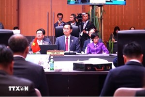 ຫວຽດ​ນາມ ສະ​ເໜີ 3 ການ​ກຳ​ນົດ​ທິດຈຸດສຸມ​ໃຫ້​ແກ່ອາ​ຊຽນ