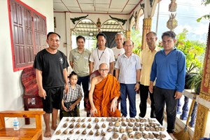 ຊາວເມືອງຈຳປາສັກພົບພະພຸດທະຮູບເກົ່າແກ່ຈຳນວນຫຼາຍ.