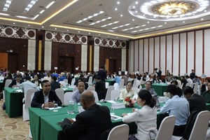 ຫາລືການນຳໃຊ້ສື່ການຮຽນການສອນຝຶກເວົ້າພາສາລາວ