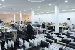 ກຳ​ປູ​ເຈຍ​ປາບ​ປາມ​ການ​ຫຼອກ​ລວງ​ທາງ​ອິນ​ເຕີ​ເນັດຈັບ​ຜູ້​ຕ້ອງ​ຫາ 2.000 ກວ່າ​ຄົນ