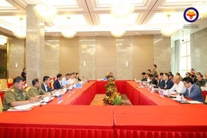 ຮອງນາຍົກລັດຖະມົນຕີ ຢ້ຽມຢາມ ແລະ ເຮັດວຽກຢູ່ເຂດເສດຖະກິດພິເສດສາມຫຼ່ຽມຄຳ