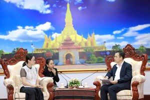 ທ່ານ ມະໄລທອງ ກົມມະສິດ ຕ້ອນຮັບຜູ້ບໍລິຫານລະດັບສູງກຸ່ມບໍລິສັດ ຫາງໂຈຈິນຈ່ຽງ