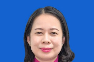 ຊີວະປະຫວັດຫຍໍ້