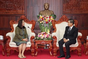 ປະທານ ສນຊ ຕ້ອນຮັບທູດໄທ ເຂົ້າຢ້ຽມພົບປະອຳລາ