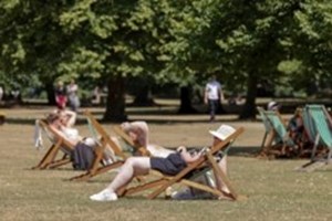 ໄວໜຸ່ມທີ່ສູບຢາສູບໄຟຟ້າ ສ່ຽງຕໍ່ການຕິດຢາສູບ ແລະ ບັນຫາສຸຂະພາບ