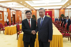 ສະຫາຍເລຂາທິການໃຫຍ່ ສປປ ລາວ ພົບປະກັບການນຳຂັ້ນສູງ ສສ ຫວຽດນາມ