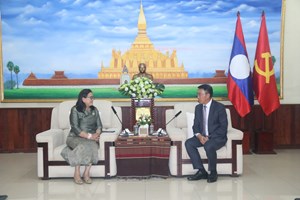 ຫົວໜ້າ​ ຄຕພ ຕ້ອນຮັບ​ການ​ເຂົ້າ​ຢ້ຽມຂໍ່ານັບອໍາລາຂອງບັນດາ​  ​ ທູດຕ່າງປະເທດປະຈຳລາວ