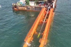 ທໍ່​ສົ່ງນ້ຳ​ມັນ​ເຊື້ອ​ໄຟ​ ແລະ ​ອາຍ​ແກັ​ສ​ທຳ​ມະ​ຊາດຂອງ​ຈີນ ​ມີ​ຄວາມ​ຍາວ​ຫຼາຍກວ່າ 10.000 ກິ​ໂລ​ແມັດ