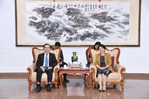 ຮອງລັດຖະມົນຕີກະຊວງການຕ່າງປະເທດ ອວຍພອນວັນຊາດ ສປ ຈີນ ຄົບຮອບ 76ປີ