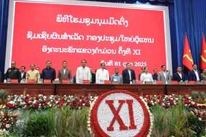 ຄໍາມ່ວນ ໂຮມຊຸມນຸມຊົມເຊີຍຜົນສໍາເລັດກອງປະຊຸມໃຫຍ່ຜູ້ແທນອົງຄະນະພັກແຂວງ ຄັ້ງທີ XI