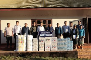 ການນຳຂັ້ນສູນກາງ ແລະ ຂັ້ນແຂວງ ລົງຕິດຕາມແກ້ໄຂໄພພິບັດນ້ຳຖ້ວມ ຢູ່ເມືອງເຟືອງ