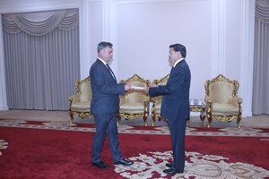 ປະທານປະເທດ ຮັບສານຕາຕັ້ງຈາກທູດຕ່າງປະເທດ ແລະ ມອບສານຕາຕັ້ງໃຫ້ທູດລາວໄປປະຈຳຢູ່ຕ່າງປະເທດ