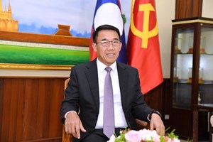 ຄຳຕອບສຳພາດຂອງ ຫົວໜ້າ ຄຕພ ໃນໂອກາດວັນການທູດລາວ ຄົບຮອບ 80 ປີ