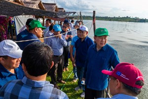 ຄະນະນຳກະຊວງກະສິກຳ ແລະ ສິ່ງແວດລ້ອມ ຕິດຕາມສະພາບນ້ຳຖ້ວມ ທີ່ເມືອງໄຊທານີ ແລະ ເມືອງນາຊາຍທອງ