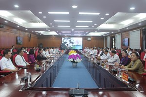 ເຈົ້າແຂວງຊຽງຂວາງພົບປະເລຂາພັກແຂວງເຊີນລາ