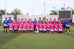 ໄອສະປອດ ສະໜັບສະໜູນເຄື່ອງນຸ່ງກິລາ 30 ຊຸດ ໃຫ້ທີມເຕະບານຍິງ ນວ