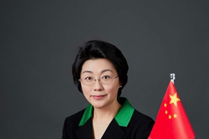 ບົດສໍາພາດ ຂອງ ເອກອັກຄະລັດຖະທູດ ສປ ຈີນ ປະຈໍາ ສປປ ລາວ