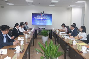 ຮອງຫົວໜ້າ ຄອສພ ພ້ອມຄະນະ ພົບປະກັບໂທລະພາບຫວຽດນາມ