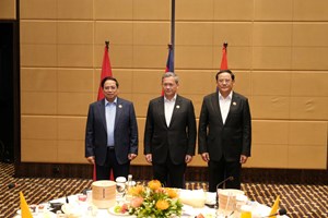 ນາຍົກລາວ-ຫວຽດນາມ-ກໍາປູເຈຍ ພົບປະປຶກສາຫາລືການພົວພັນຮ່ວມມືສາມຝ່າຍໃນໂອກາດເຂົ້າຮ່ວມກອງປະຊຸມສຸດຍອດອາຊຽນ ຄັ້ງທີ 47