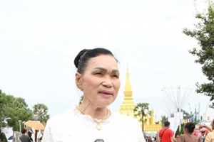 ງານບຸນນະມັດສະການພະທາດຫຼວງວຽງຈັນປີນີ້ ມວນຊົນຮ່ວມຮັກສາໄດ້ຮີດຄອງປະເພນີ