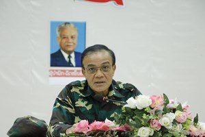 ກອງພັນນ້ອຍຕີພິເສດ 432 ທະຫານແຂວງວຽງຈັນ ສຳເລັດຊຸດຝຶກອົບຮົມ-ຫັດແອບ ໄລຍະສັ້ນ