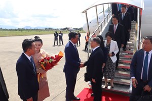 ສະຫາຍ ຫຼີ ຊູ ເລີຍ ເດີນທາງມາເຖິງ ສປປ ລາວ