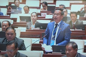 ສສຊ ເຂດ 9 ສະເໜີ ລັດຖະບານພິຈາລະນາ ຈໍາກັດໃນການນໍາເຂົ້າ ສິນຄ້າຟູມເຟືອຍ