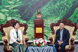 3 ອົງການຈັດຕັ້ງມະຫາຊົນ, ກະຊວງການຕ່າງປະເທດ ມອບເຄື່ອງຊ່ວຍເຫຼືອຕ້ານໄພນໍ້າຖ້ວມໃຫ້ແກ່ແຂວງ ໄຊສົມບູນ.