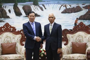 ຫົວໜ້າ ຄອສພ ຕ້ອນຮັບຄະນະຜູ້ແທນຫວຽດນາມ