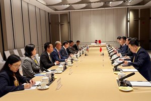 ກອງປະຊຸມພົບປະສອງຝ່າຍ ສປປ ລາວ ແລະ ສປ ຈີນ