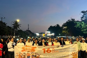 ຍ່າງເພື່ອສຸຂະພາບ ລະນຶກວັນສາກົນ ເພື່ອລຶບລ້າງຄວາມຮຸນແຮງຕໍ່ແມ່ຍິງ