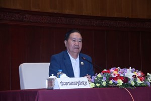 ຝຶກອົບຮົມໃຫ້ພະນັກງານຫຼັກແຫຼ່ງອ້ອມຂ້າງສູນກາງ ເພື່ອຮັບໃຊ້ການເລືອກຕັ້ງ