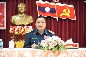 ກອງບັນຊາການປ້ອງກັນສູນກາງ ປະກາດເລື່ອນຊັ້ນໃຫ້ນາຍ ແລະ ພົນຕໍາຫຼວດ