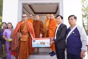 ມອບ-ຮັບ ໂຮງເຢັນ ແລະ ອຸປະກອນການແພດ ໂຮງໝໍເມືອງປາກຊ່ອງ