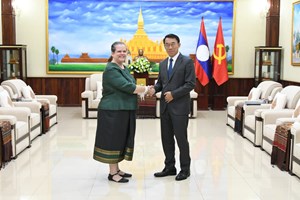 ຫົວ​ໜ້າ​ ຄຕພ ຕ້ອນຮັບ ທູດ ສ ອາ​ເມ​ຣິ​ກາ ເຂົ້າຢ້ຽມອໍາລາ