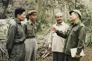 ກອງທັບກຳເນີດມາຈາກປະຊາຊົນ ໂດຍປະຊາຊົນ ແລະ ເຮັດເພື່ອປະຊາຊົນ