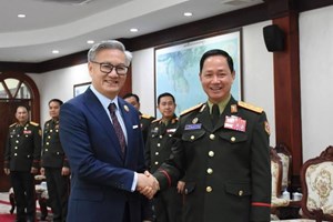 ຫຼາຍພາກສ່ວນອວຍພອນຄະນະນຳກະຊວງປ້ອງກັນປະເທດໃນໂອກາດວັນສ້າງຕັ້ງກອງທັບປະຊາຊົນລາວ ຄົບຮອບ 77 ປີ