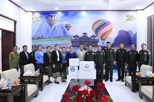 ການນຳແຂວງວຽງຈັນ ຢ້ຽມຢາມ ແລະ ອວຍພອນ ກອງພົນທະຫານຮາບທີ1 ເນື່ອງໃນໂອກາດ ວັນສ້າງຕັ້ງກອງທັບປະຊາຊົນລາວ ຄົບຮອບ 77 ປີ.