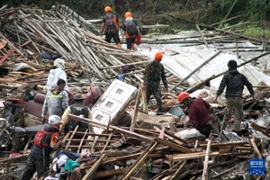 ດິນພູເຈື່ອນຢູ່ອິນໂດເນເຊຍ ເຮັດໃຫ້ມີຜູ້ເສຍຊີວິດ 10 ຄົນ 