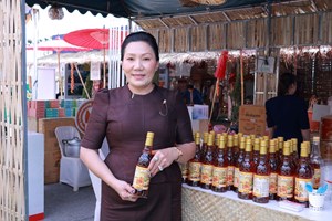 ນັກທຸລະກິດແມ່ຍິງລາວ ມີຫຼາຍຜະລິດຕະພັນນໍາສະເໜີໃນງານເທດສະການອາຫານລາວ